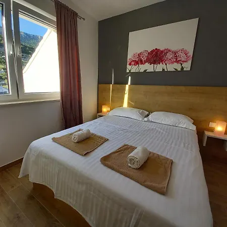 The Father's House * Bol